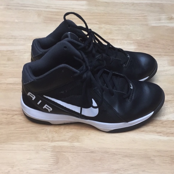 le scarpe nike di colore bianco eccellenti condizioni poshmark w le scarpe nike di colore bianco eccellenti condizioni poshmark w